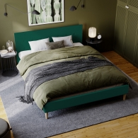 łóżko tapicerowane z guzikami na zagłówku - 17