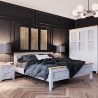 Drewniane łóżko z dębowymi aplikacjami - 3
