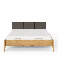 Łóżko na dębowej ramie z tapicerowanym zagłówkiem - 3