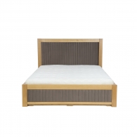 Dębowe łóżko z pojemnikiem i pionowymi przeszyciami na zagłówku - 5